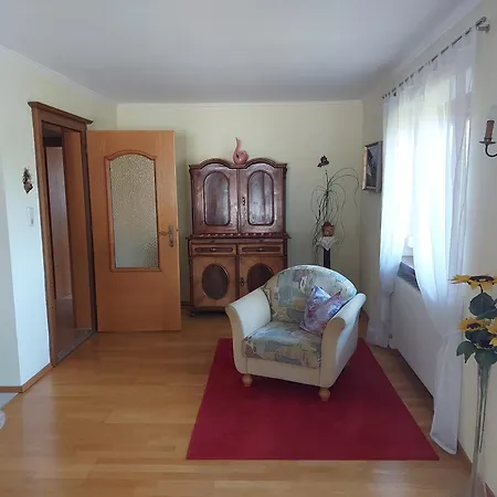 Schwarzl Apartmán *